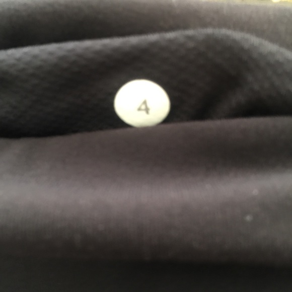 Lululemon rare manifesto Speed tight - Picture 6 of 6